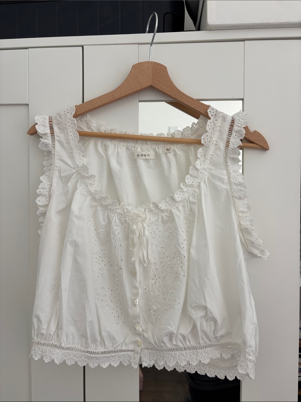 Doen Traveler Top Cream Eyelet Lace-Trim Cotton Camisole